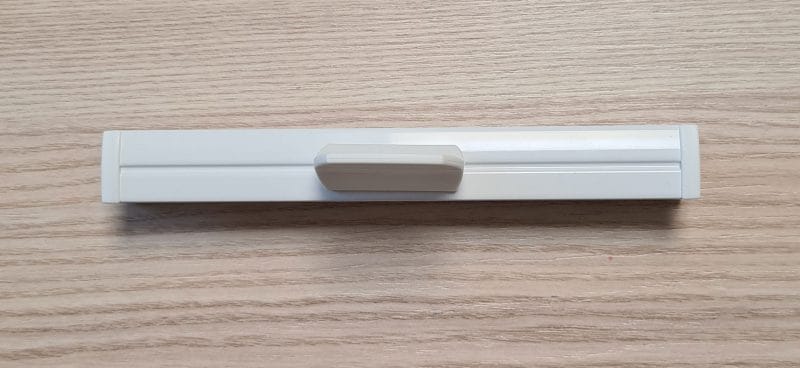 Austina-Schiene-vorne